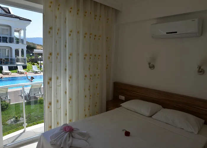 Lighthouse Legend Aparts *