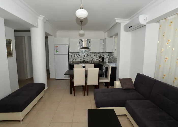 Lighthouse Legend Aparts *