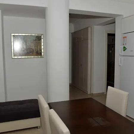 Lighthouse Legend Aparts Apartament