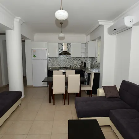 Lighthouse Legend Aparts *