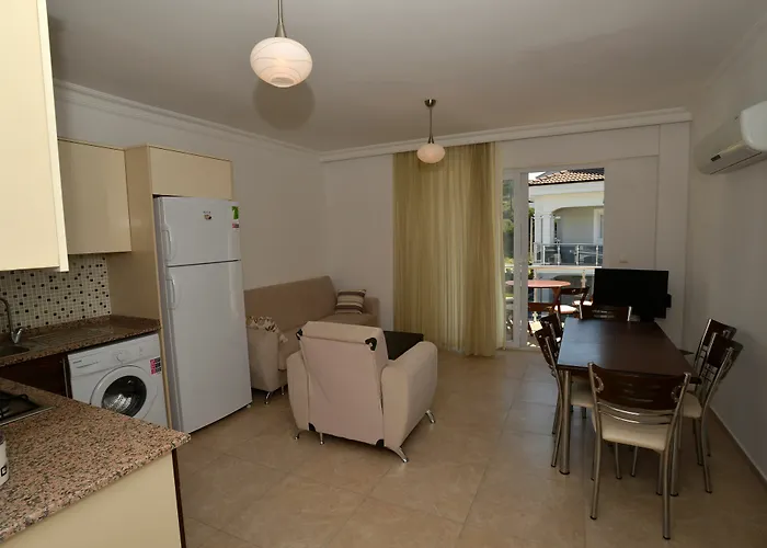 Lighthouse Legend Aparts