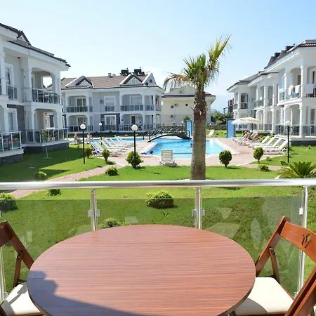 لايتهاوس ليجَند أبارتس فتحية