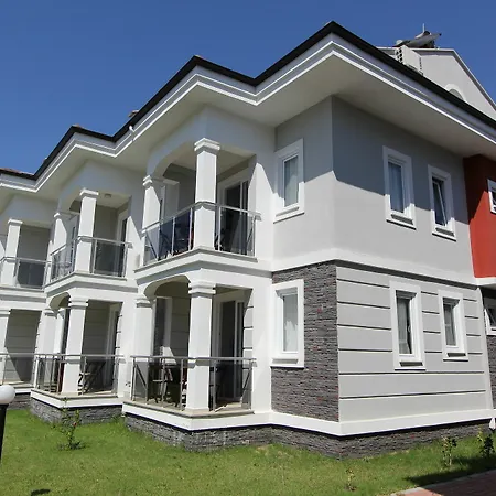 لايتهاوس ليجَند أبارتس