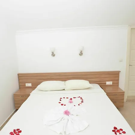 لايتهاوس ليجَند أبارتس